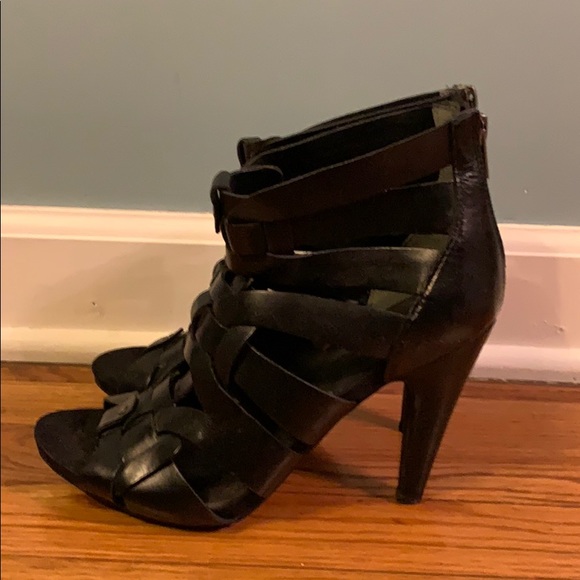 Nine West Women’s Leather Heels Size 8 - Picture 4 of 5